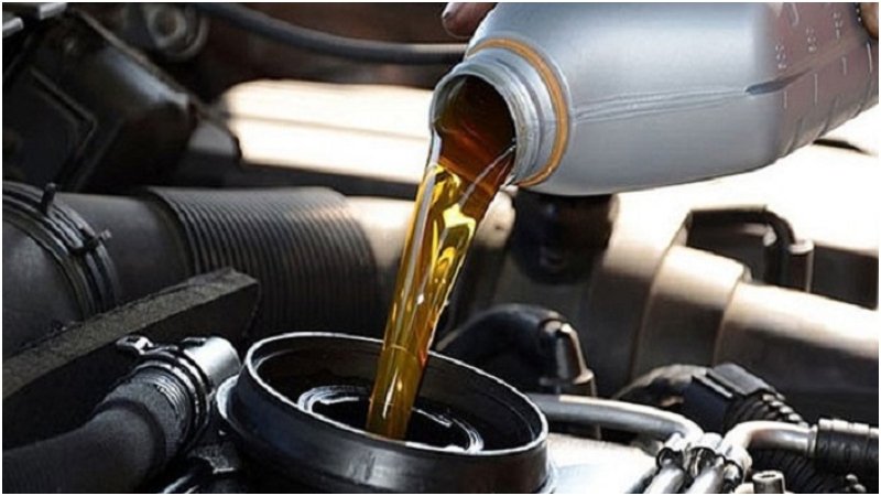 এক খবরে হঠাৎ পাল্টে গেল তেলের বাজার!