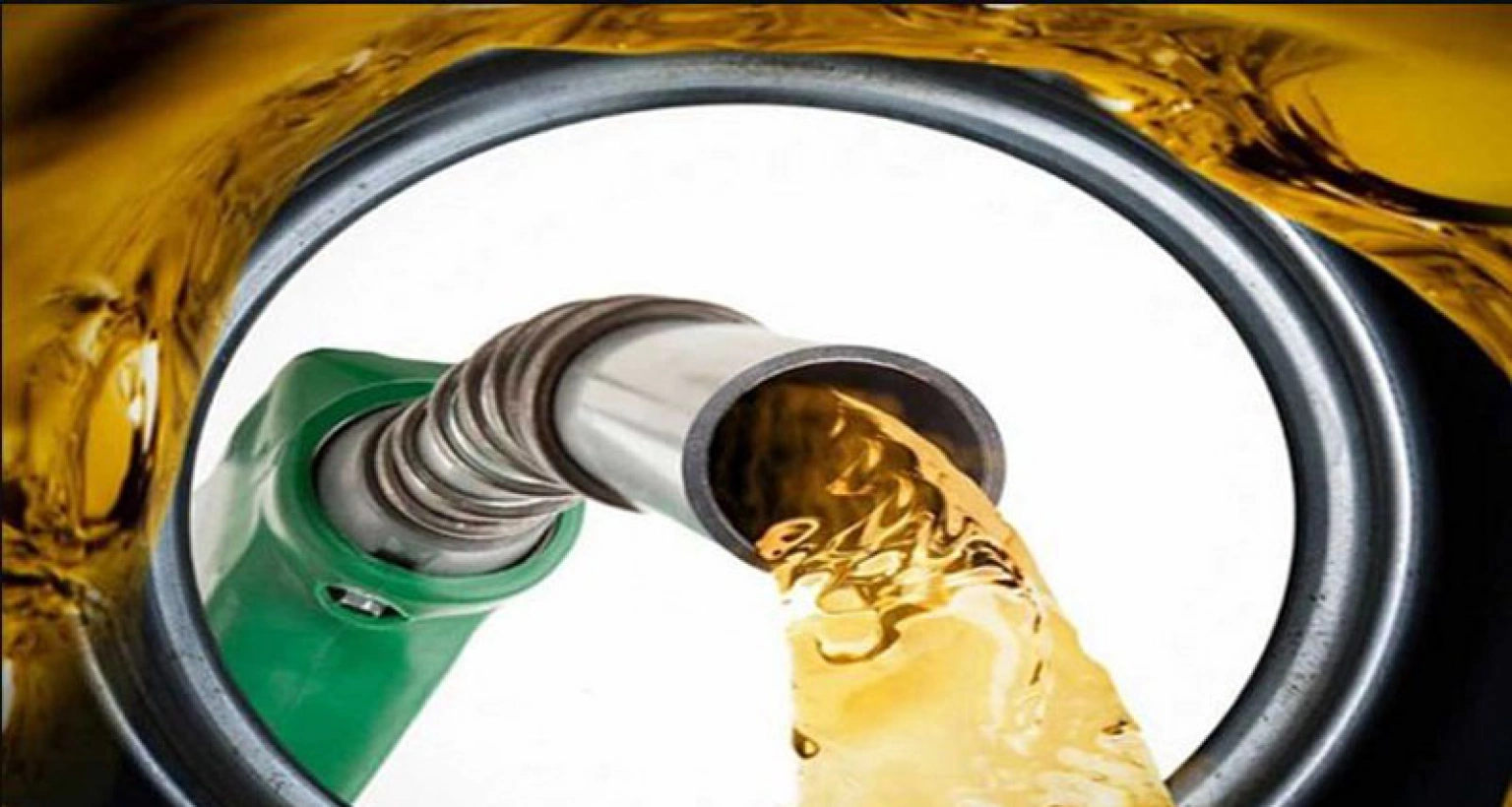 হঠাৎ এক লাফে যত বাড়ল জ্বালানি তেলের দাম