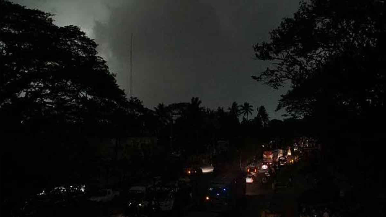আঁধারে ডুববে আকাশ, ১৩ জেলায় বয়ে যাবে প্রলয়